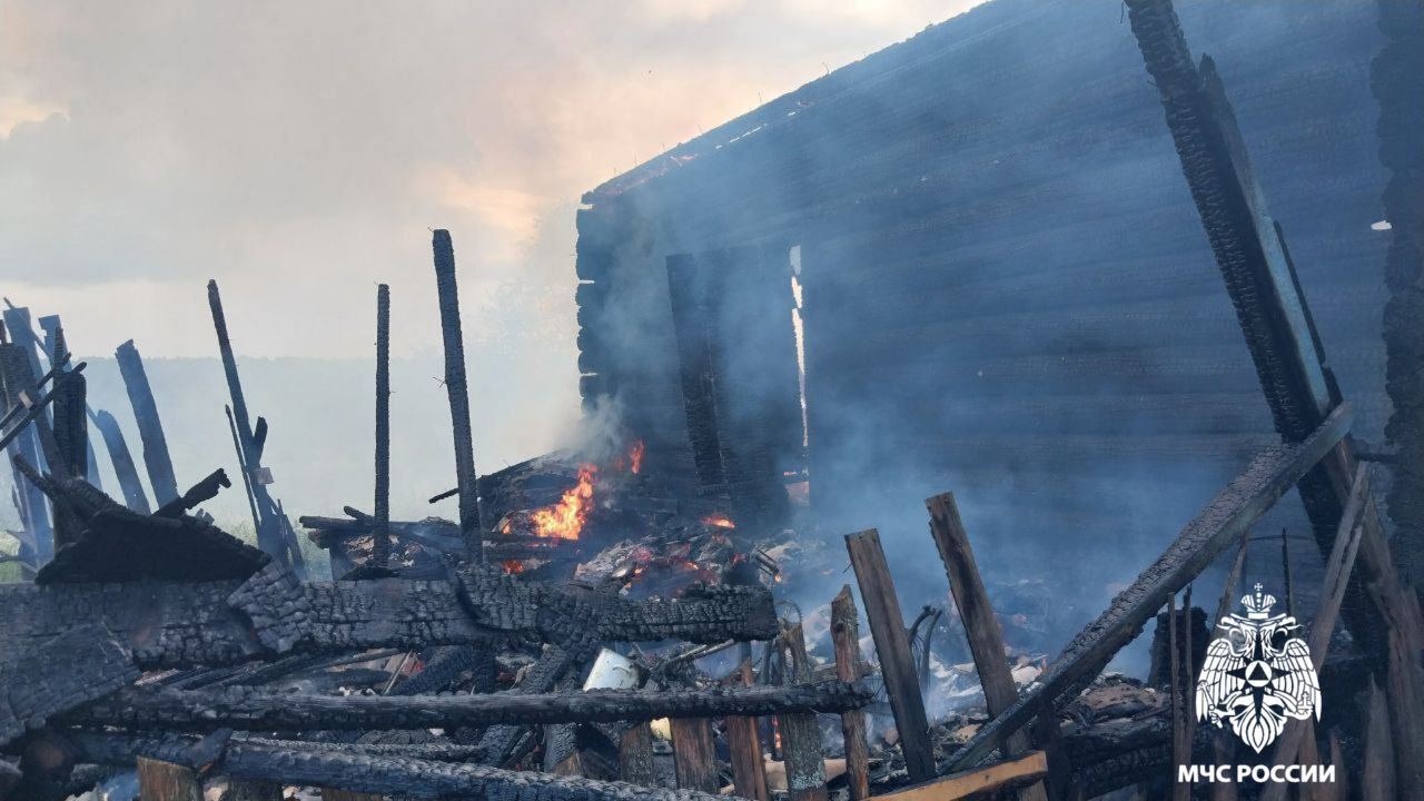 В районе Костромской области сгорел дом вместе с жильцом - Газета  