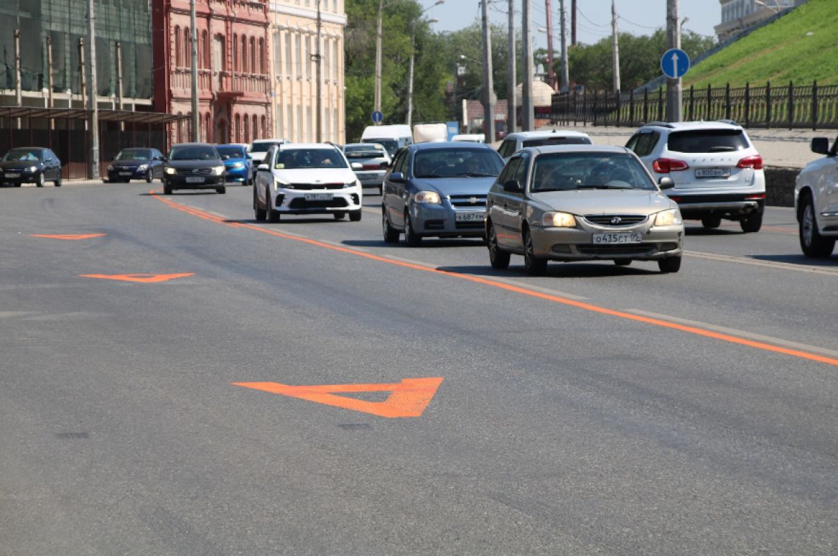 Выделенные полосы для общественного транспорта в Костроме обеспечивают  работу автобусов в плановом режиме - Газета 